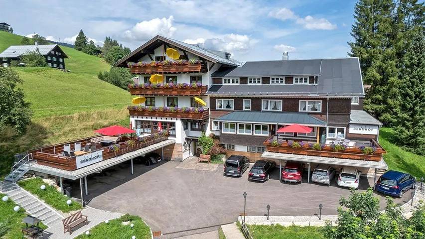 Ferienwohnung für 3 Personen, mit Balkon und Garten sowie Sauna - 1