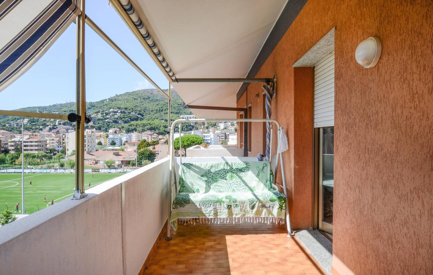 Apartamento vacacional entero, Retiro junto a la playa con terraza y aparcamiento in Andora, Riviera di Ponente
