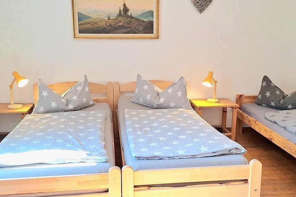 Ferienhaus Engelsdorf (bis 27 Pers.) - Südeifel Familien- u. Gruppenferienhäuser in Zweifelscheid, Eifelkreis Bitburg-Prüm