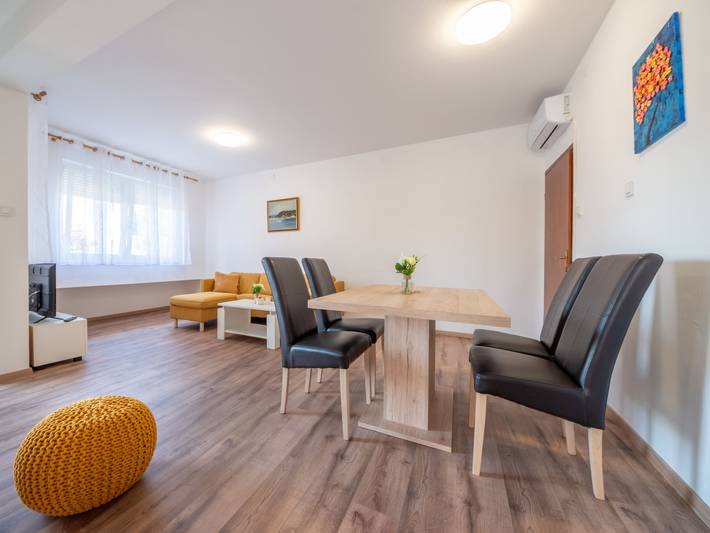 Ferienwohnung für 4 Personen, mit Terrasse und Garten auf Krk - 4