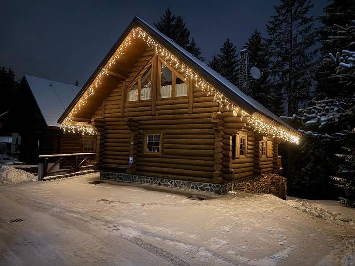 Ferienhaus für 10 Personen, mit Garten und Ausblick in Donovaly