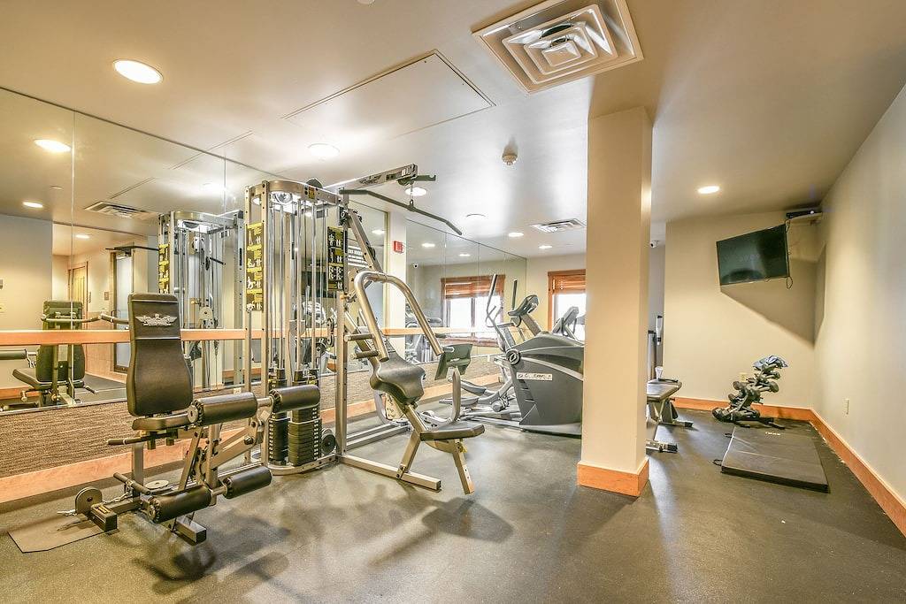 Ganze Wohnung, Walk to Slopes | Pool & Hot Tub | Village in Arapahoe Basin