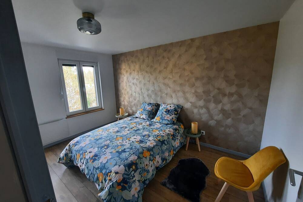 Appartement entier, Appartement plein centre in Signy-l'Abbaye, Ardennes