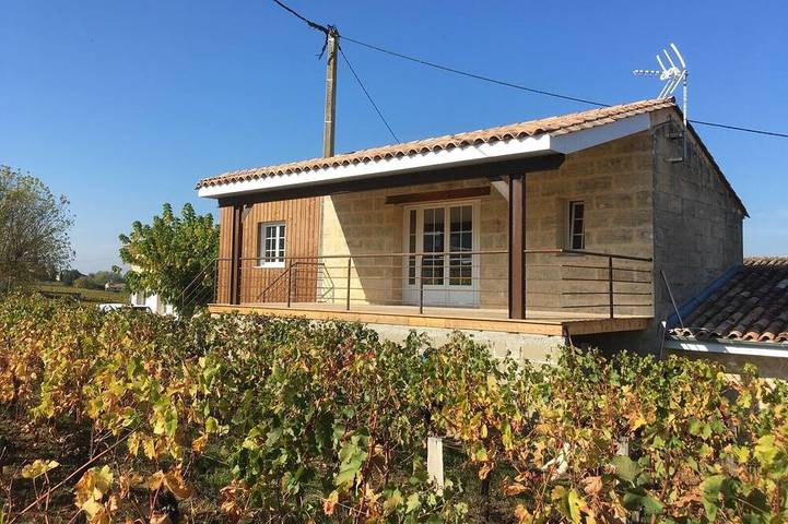 Gîte pour 4 personnes, avec jardin et terrasse à Saint-Christophe-des-Bardes