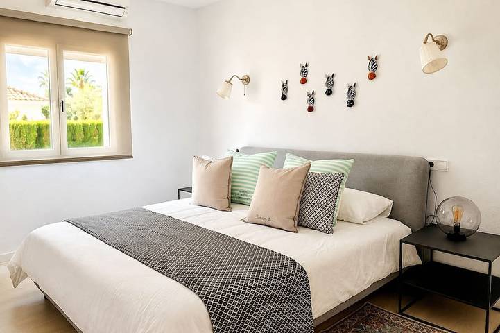 Villa Colibrí, con piscina privada para 6 personas in Son Ferrer, Calvià