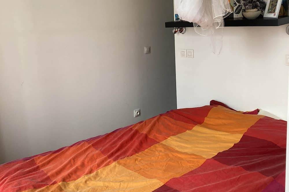 Entire apartment, Cosy flat near the Canal and Paris in Pantin, Seine-Saint-Denis