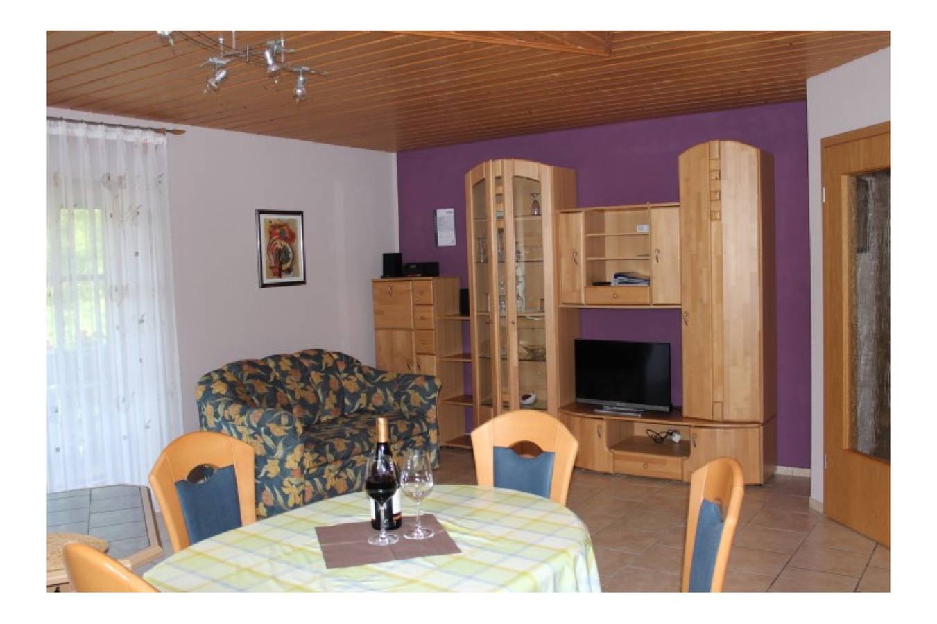 Ganze Wohnung, Ferienwohnung '1' mit Gemeinschaftspool, privater Terrasse und Wlan in Hausach, Kinzigtal