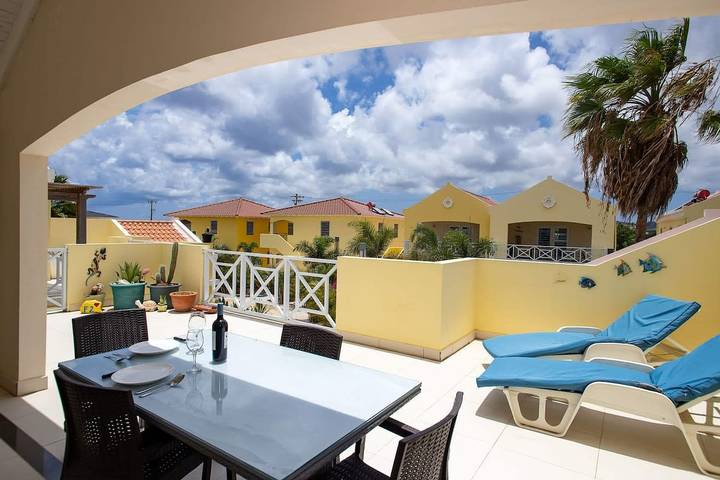 Vakantieappartement voor 4 personen, with balkon/terras and zwembad as well as terras, kindvriendelijk op Bonaire