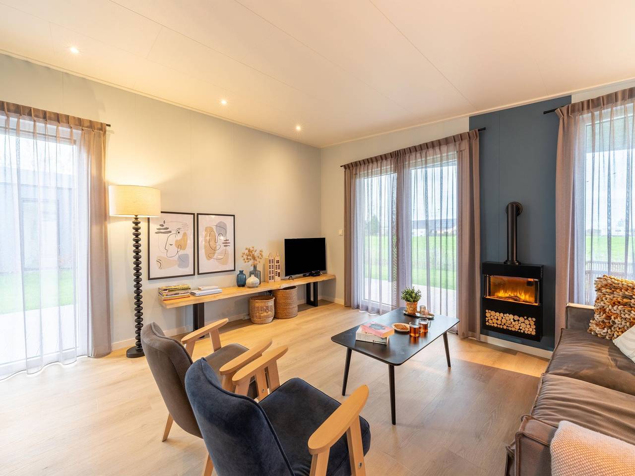 Holiday home by the water in the Green Heart in Oud Ade, Holanda Sur
