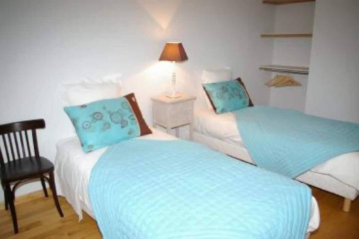 Gîte pour 8 personnes, avec terrasse ainsi que jardin et piscine à La Roque-Gageac - 4