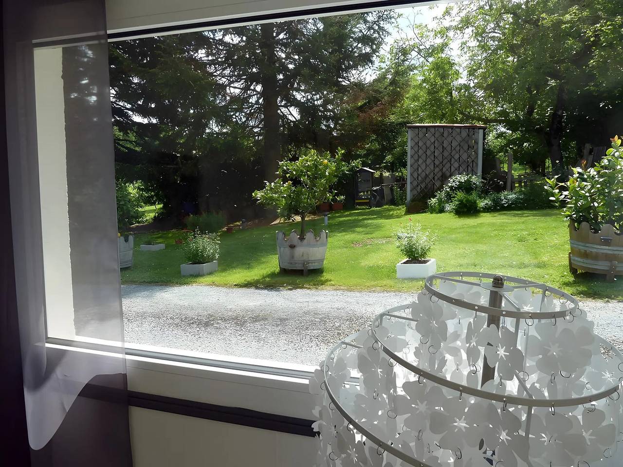 Chambre d’hôtes « Chambre du Jardin » avec terrasse privée, jardin et Wi-Fi in Saint-Aulaye, Périgord Vert