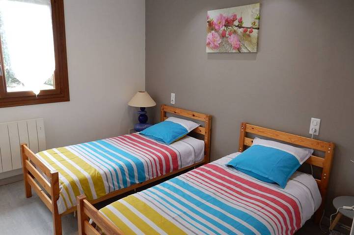 Location de vacances pour 6 personnes, avec jardin à Périgny - 4