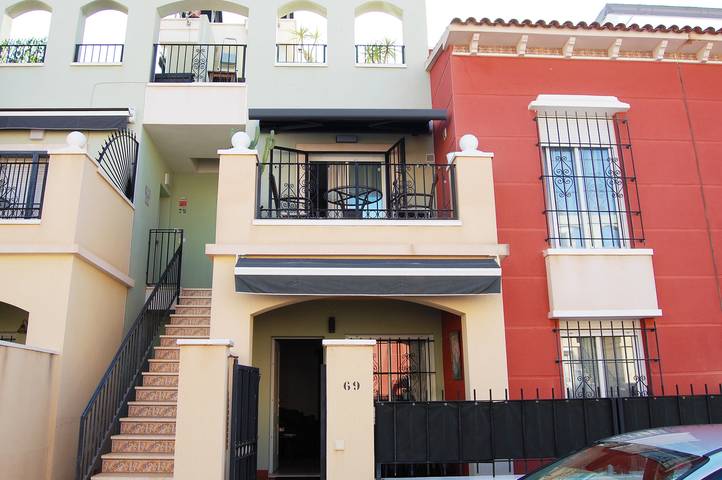 Bungalow für 4 Personen, mit Terrasse in Torrevieja