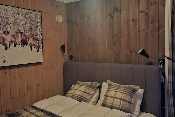 Ferienhaus am Wasser Panoramablick Richtung Gaustadtoppen-nahe Bø Sommarland und Lifjell in Bø