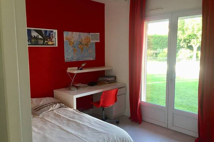 Location de vacances pour 8 personnes, avec jardin et terrasse à Meyreuil - 3