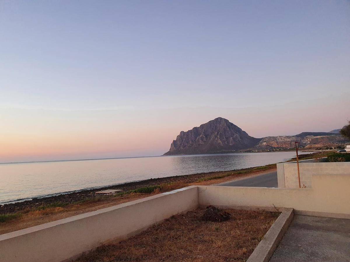 Appartamento intero, Two-Bedroom Apartment in Valderice, Provincia di Trapani