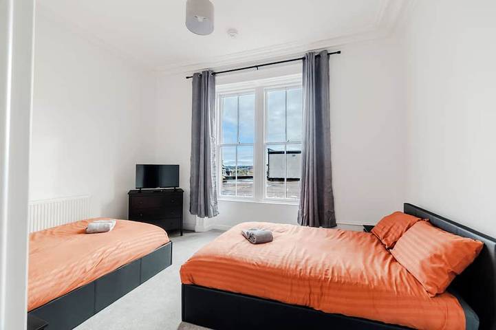 Ganze Wohnung, Spacious city center apartment in Angus