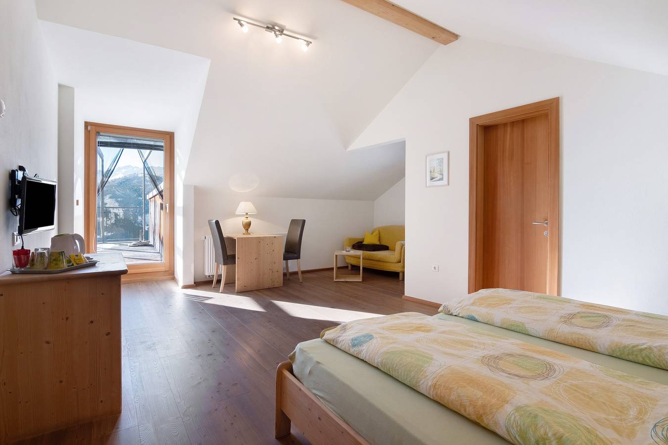 Room 'Mairhof Stilfser Joch Zi 6' with Mountain View, Private Terrace and Shared Garden in Schluderns, Saldurkamm