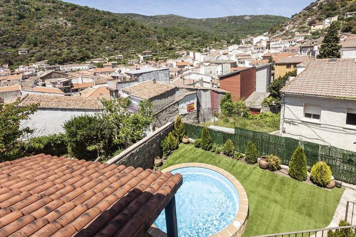 Casa de vacaciones para 10 personas, con vistas además de jardín y piscina en Sierra de San Vicente - 3