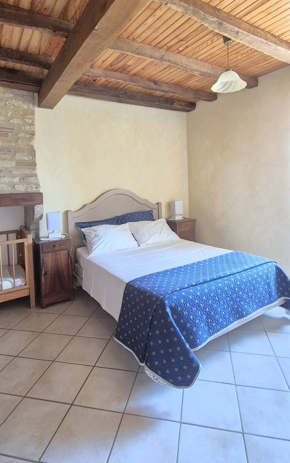 Le Four à pain, piscine, 4 chambres in Saint-Jean-Lespinasse, Lot