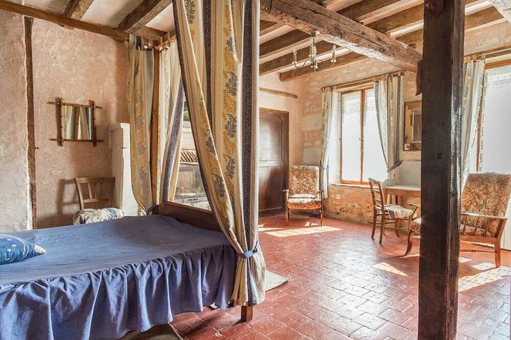 Une maison troglodyte au charme historique in Faverolles, Vallée de la Loire