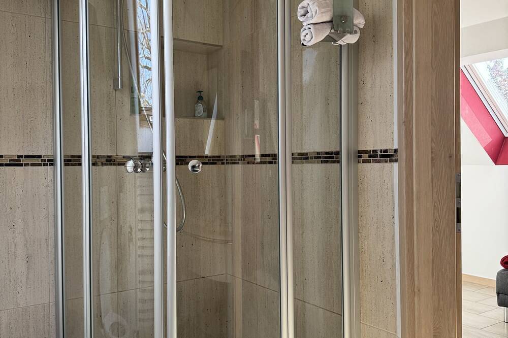 Ganze Wohnung, Semihome, Apartment mit zwei Schlafzimmern in Dietingen, Mittlerer Schwarzwald