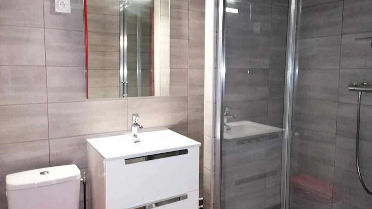 Entire holiday apartment, Ferienwohnung für 4 Personen (27 m²) in Praloup in Pra-Loup, Uvernet-Fours