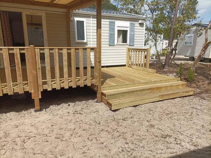 Camping pour 6 personnes, avec jardin et piscine