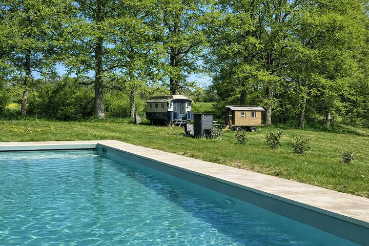 Camping pour 6 personnes, avec piscine, animaux acceptés dans Haute-Vienne