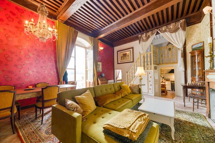 Apartamento entero, Apartamento 'La Galerie François 1er Au Château' con Wi-Fi in Saint-Martin-d'Uriage, Parque Nacional de los Ecrins
