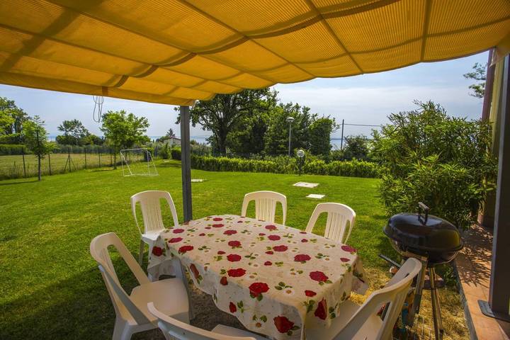 Ferienhaus für 6 Personen, mit Garten und Pool sowie Balkon, mit Haustier in Gardasee-Lombardei - 3