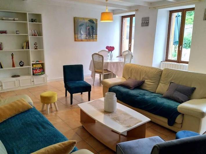 Location de vacances pour 10 personnes, avec jardin à Lantic - 2