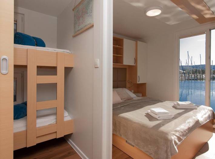 Hausboot für 4 Personen mit Ausblick in Piran, Slowenische Riviera