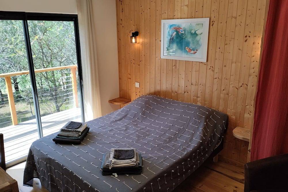 New eco-lodge in the countryside, three minutes from all amenities. in Limoux, Limoux region