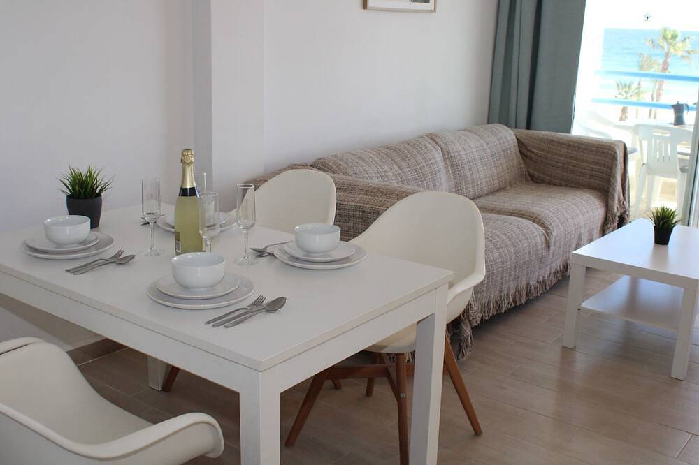 Entire apartment, 2 Bedroom 1 Bathroom Sea Front in Playa de las Ventanicas, Mojácar
