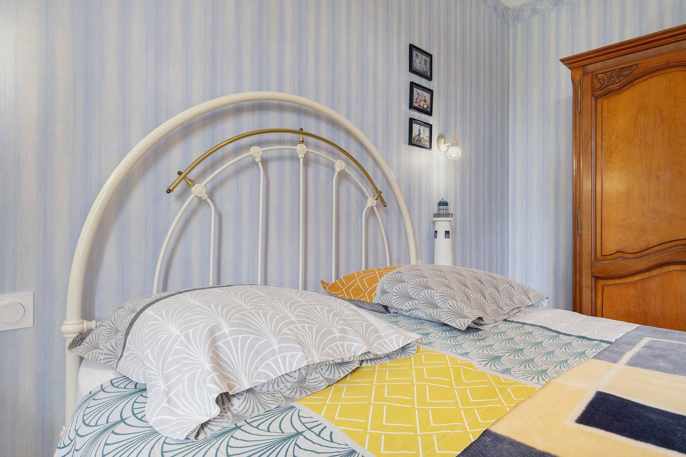 Chambres d’hôtes « Kersehen Bleue » avec jardin commun, balcon et Wi-Fi in Plouider, Région de Brest