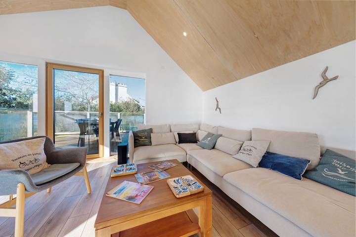 Villa Grande Est, Spa privé, idéal vacances famille in Plounéour-Trez, Région de Brest