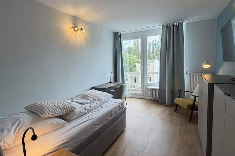 Ganze Wohnung, Cozy Studio in Hamburg Alsterdorf for 1 Guest in Hamburg Alsterdorf, Hamburg