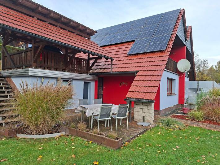 Ferienhaus für 3 Personen, mit Balkon und Terrasse sowie Garten in Friedrichroda