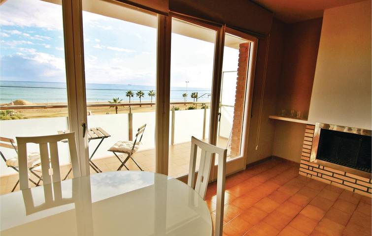 Ferienwohnung für 6 Personen, mit Terrasse und Pool in Pineda de Mar - 4