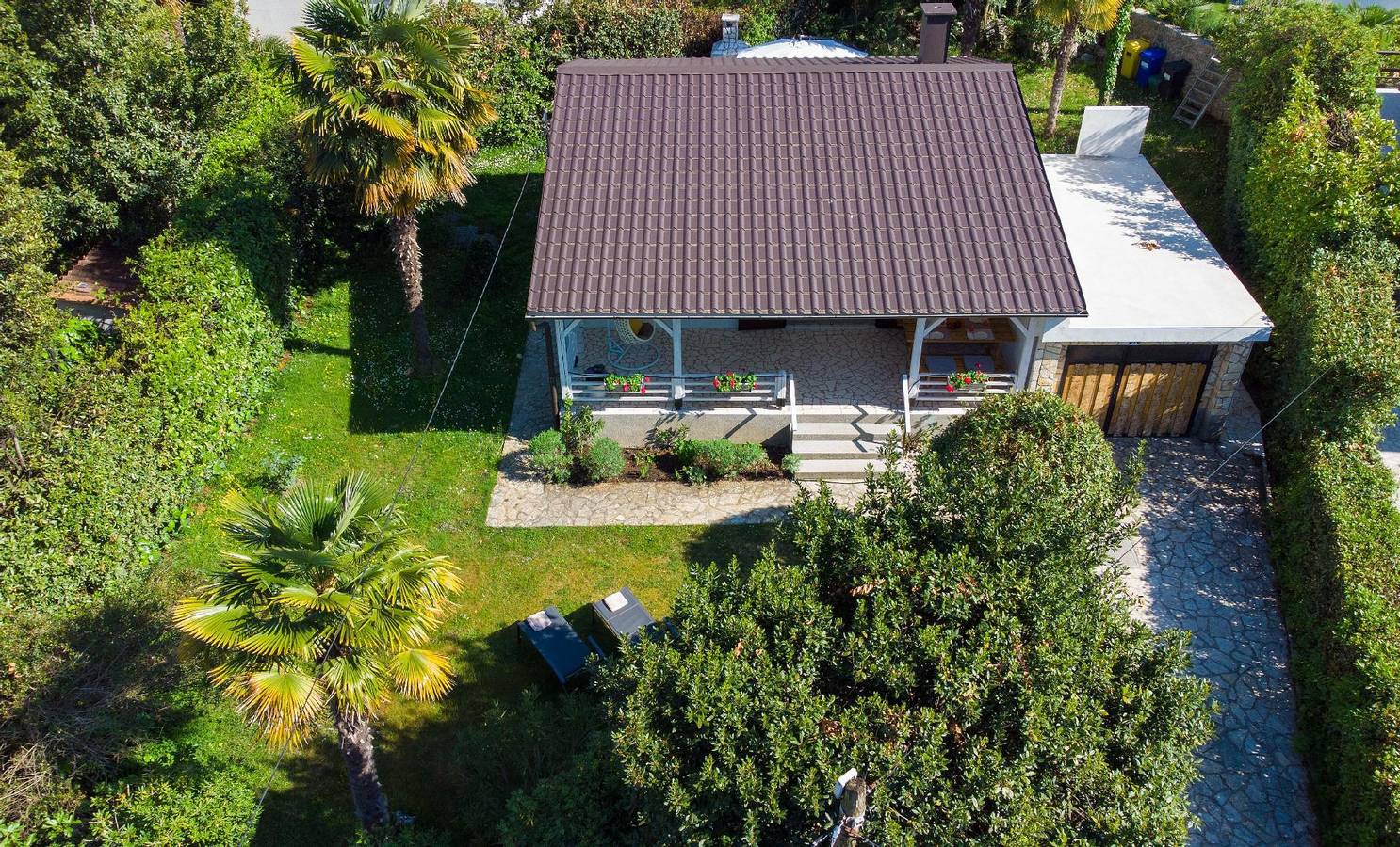 Casa Vacanza per 4 Persone in Malinska-Dubašnica, Krk (Croazia)