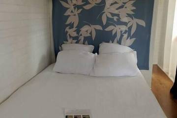 Camping pour 2 Personnes dans Montmerle-sur-Saône, Région de Bourg-en-Bresse, Photo 1