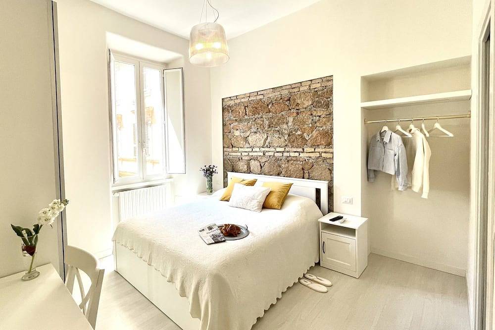 Fantastic 3 Bedroom Apartment In Center Of Rome. Beautifully Remodeled! in Rom Zentrum, Rom