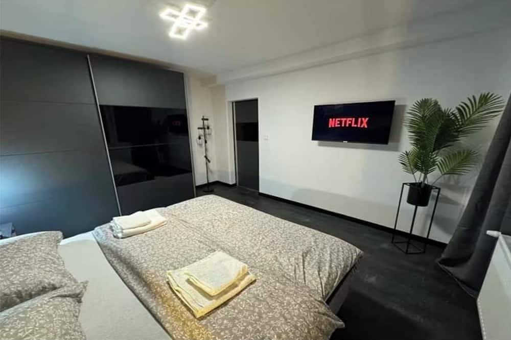 Ganze Wohnung, Apartment Deko, Town Centre by main Square! in Low Tatras
