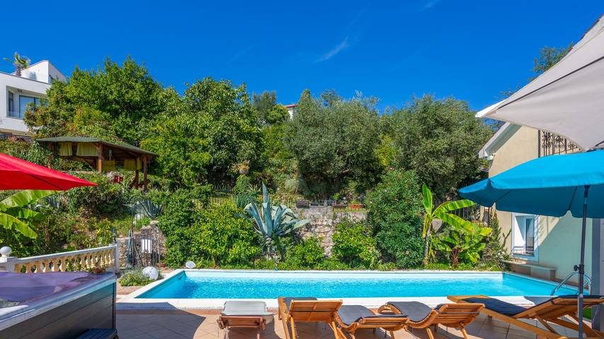 Villa für 8 Personen, mit Garten und Whirlpool sowie Terrasse in Opatija Riviera - 3