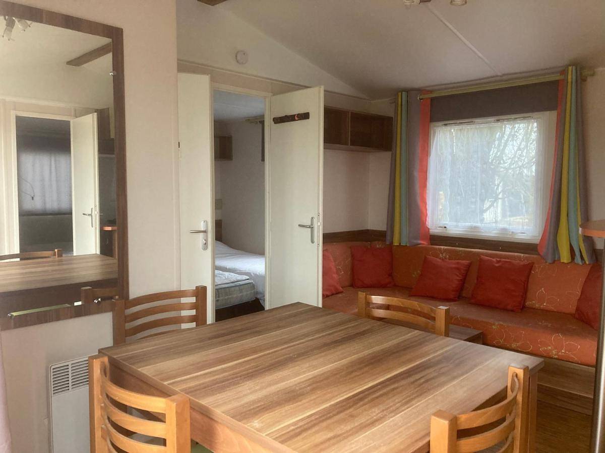 Mobile Home in Saint-Vincent-sur-Jard, Vendée