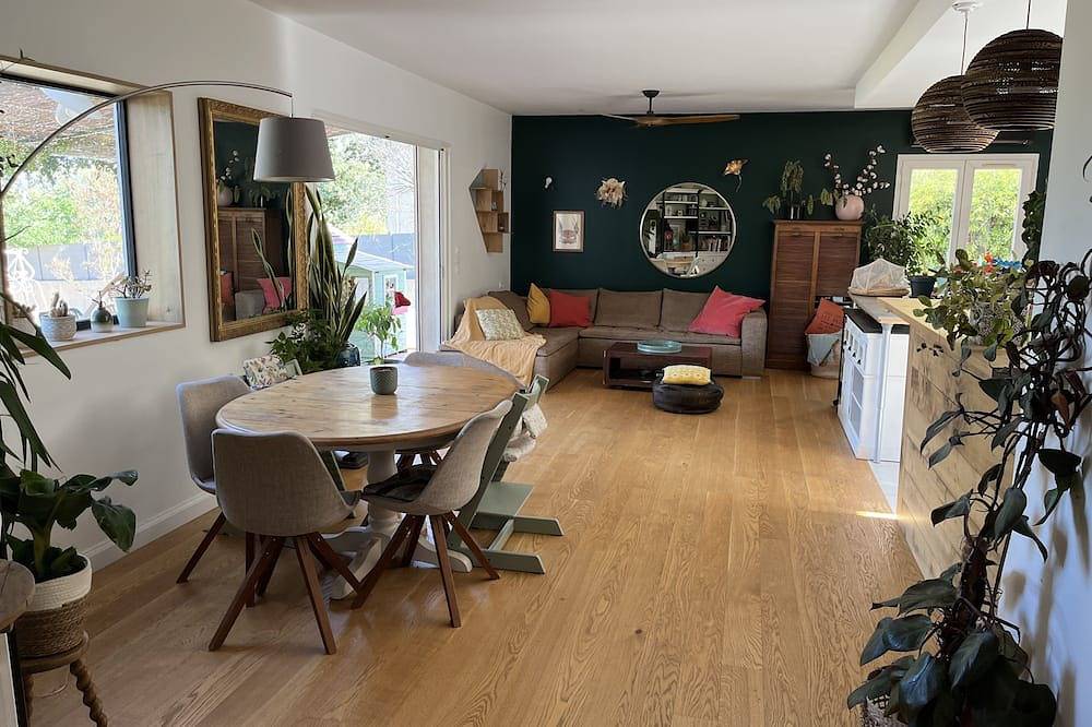 Peaceful family villa with view and pool in Aix-en-Provence in Meyreuil, Mittelmeerküste (Frankreich)