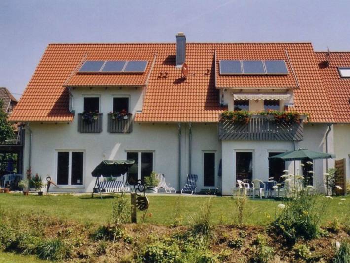 Ferienwohnung für 4 Personen, mit Terrasse und Garten, kinderfreundlich in Kenzingen