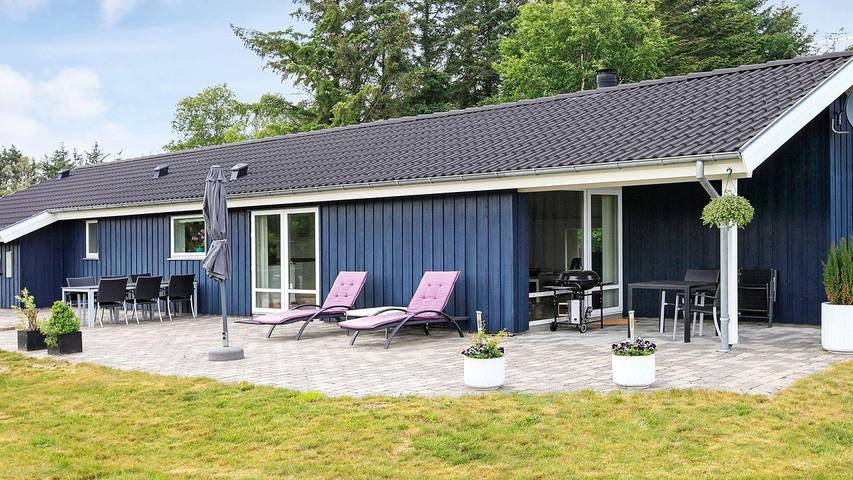 Ferienhaus für 6 Personen, mit Terrasse und Sauna sowie Whirlpool in Bratten