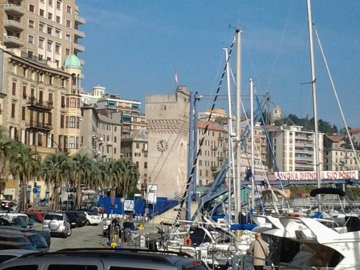 Ferienwohnung für 4 Personen, mit Ausblick in Savona - 2